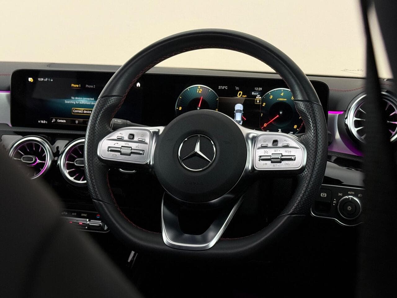 Mercedes-Benz CLA thumbnail Steering Wheel