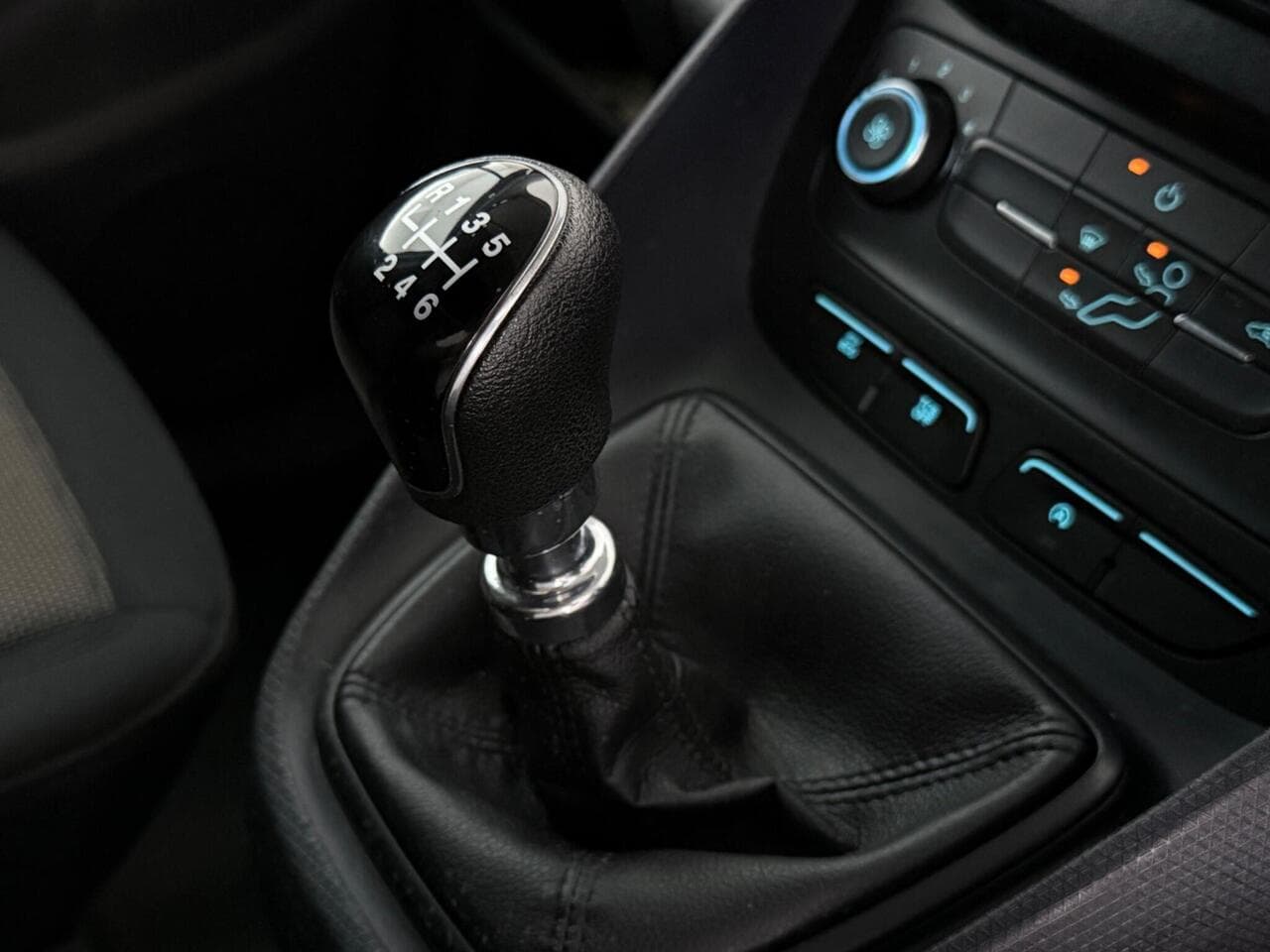 Ford Transit Connect thumbnail Inconclusive