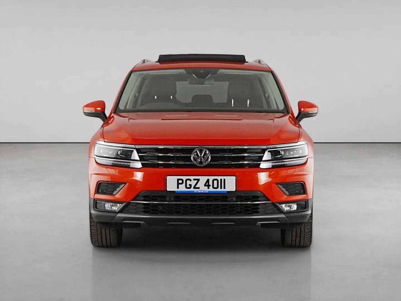 Volkswagen Tiguan Allspace thumbnail Front
