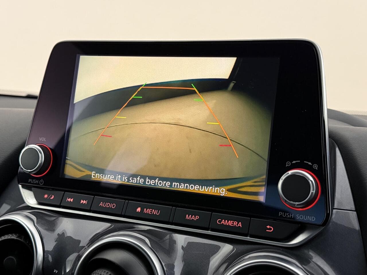 Nissan Juke thumbnail Infotainment System