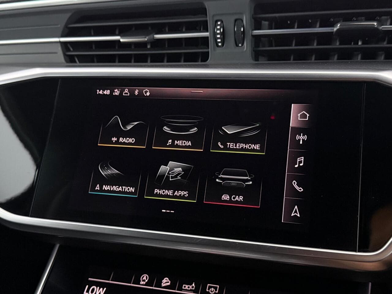 Audi A6 Allroad thumbnail Infotainment System