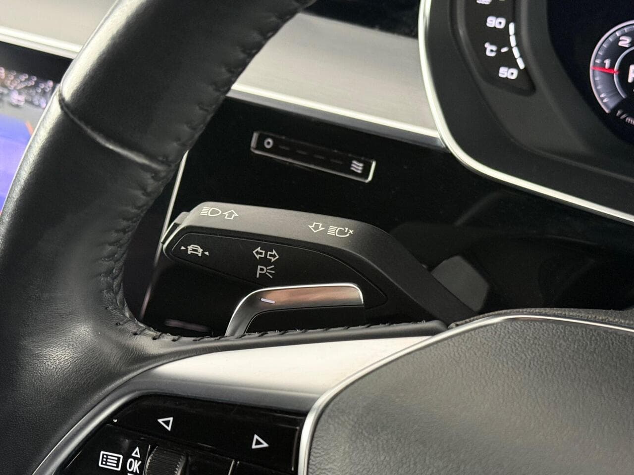 Audi A8 thumbnail Misc Controls