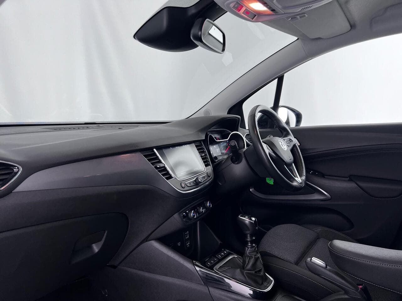 Vauxhall Crossland thumbnail Interior Front