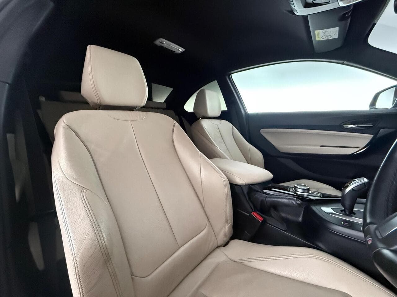 BMW 2 Series thumbnail Seat Driver