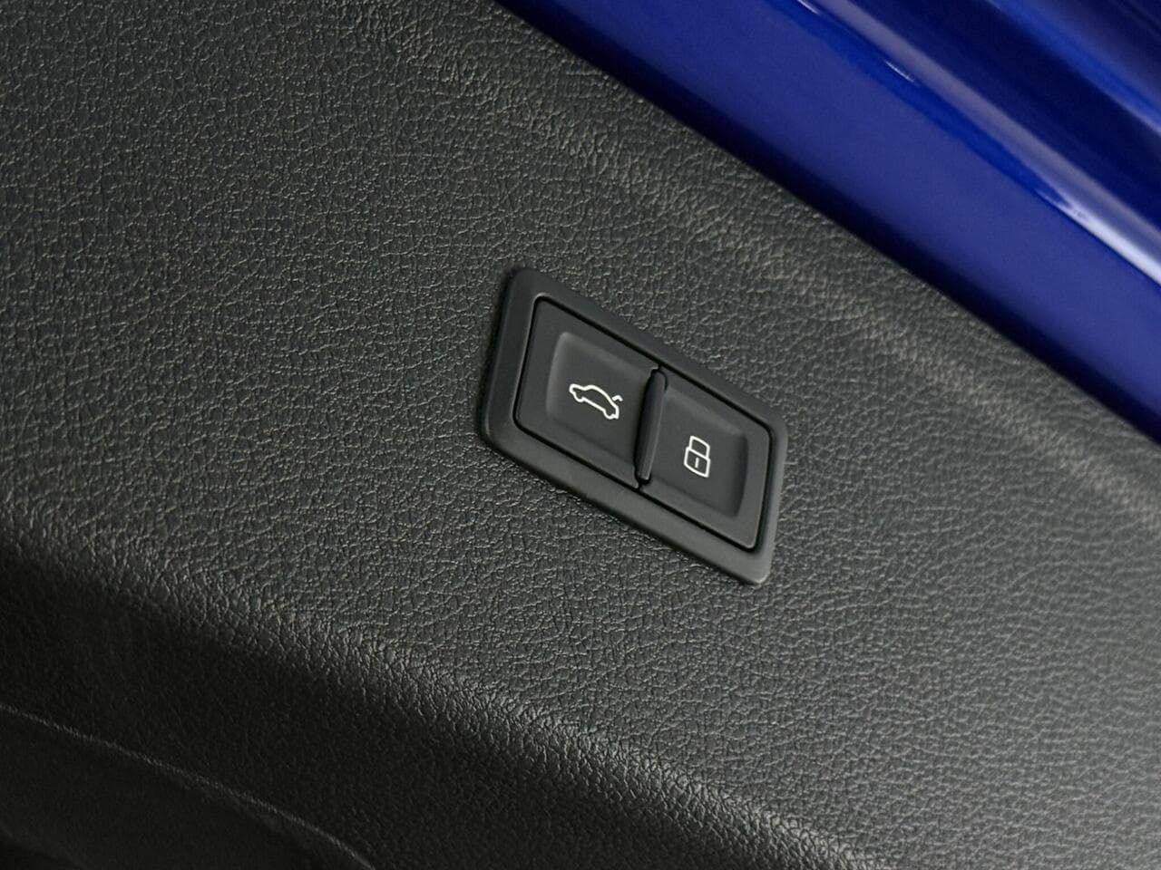 Audi Q5 thumbnail Misc Controls