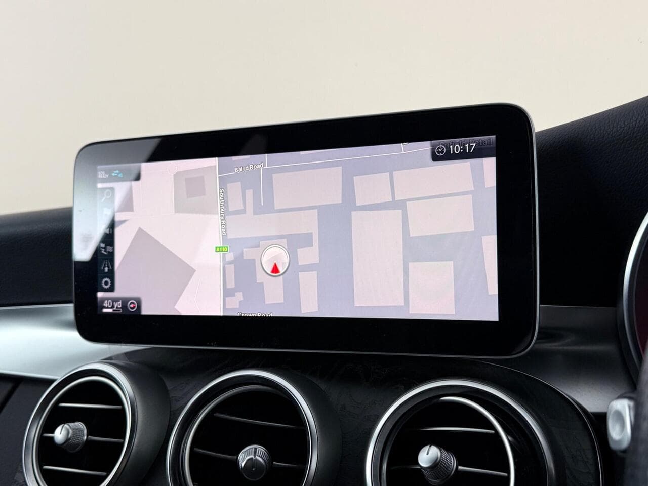 Mercedes-Benz C Class thumbnail Infotainment System