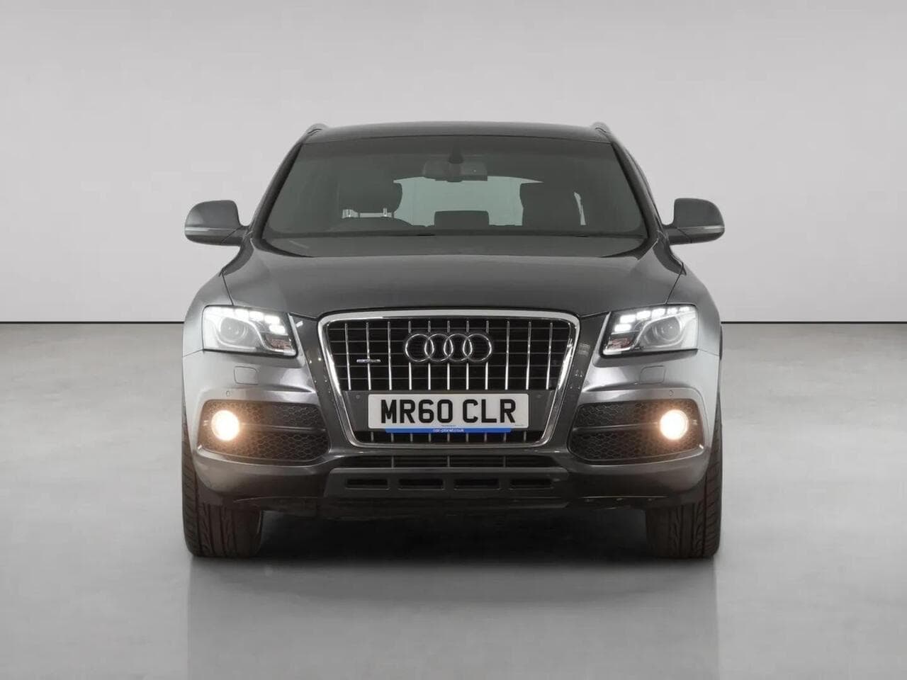 Audi Q5 thumbnail Front