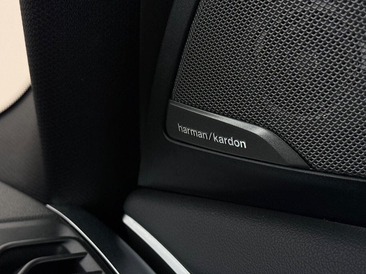BMW X3 thumbnail Misc Controls