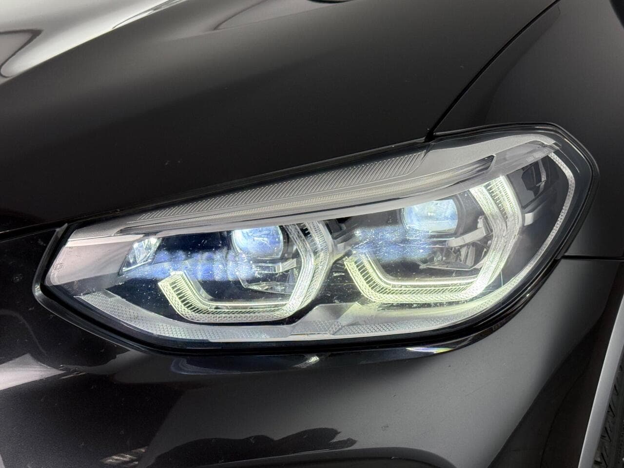 BMW X4 thumbnail Lights Front