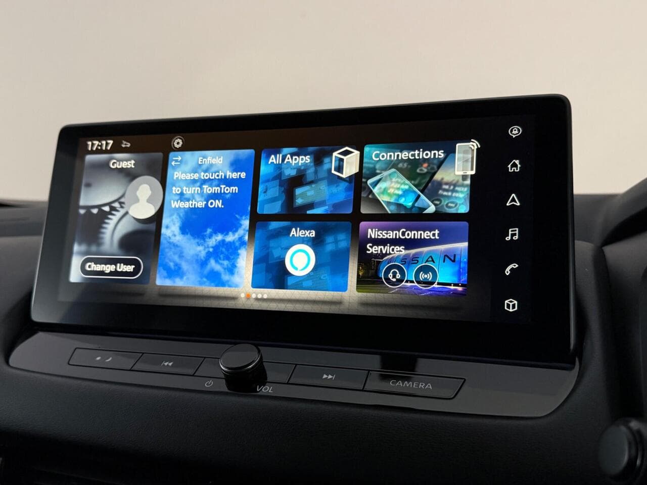 Nissan Qashqai thumbnail Infotainment System