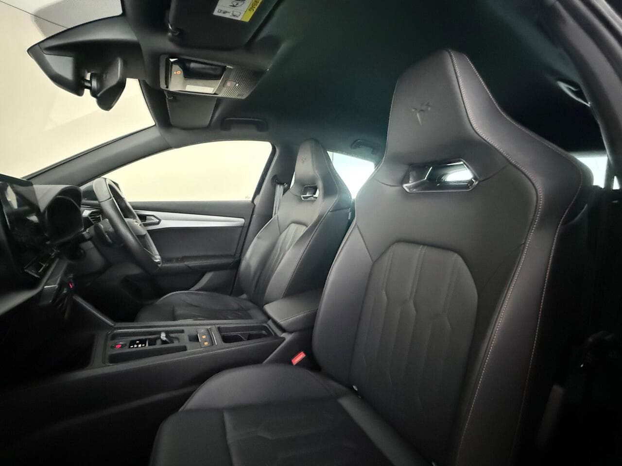 CUPRA Formentor thumbnail Seat Front Passenger
