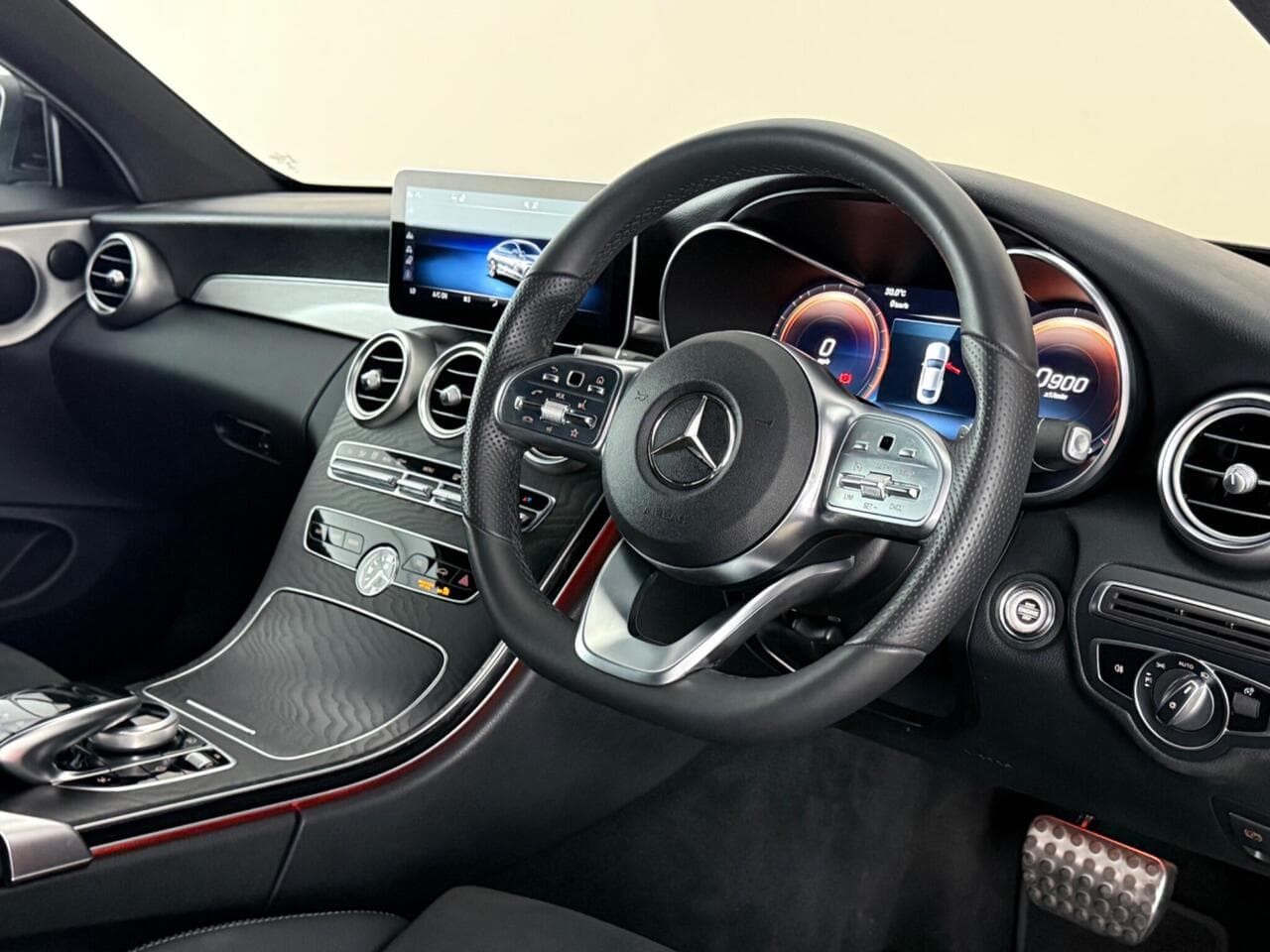 Mercedes-Benz C Class thumbnail Inconclusive