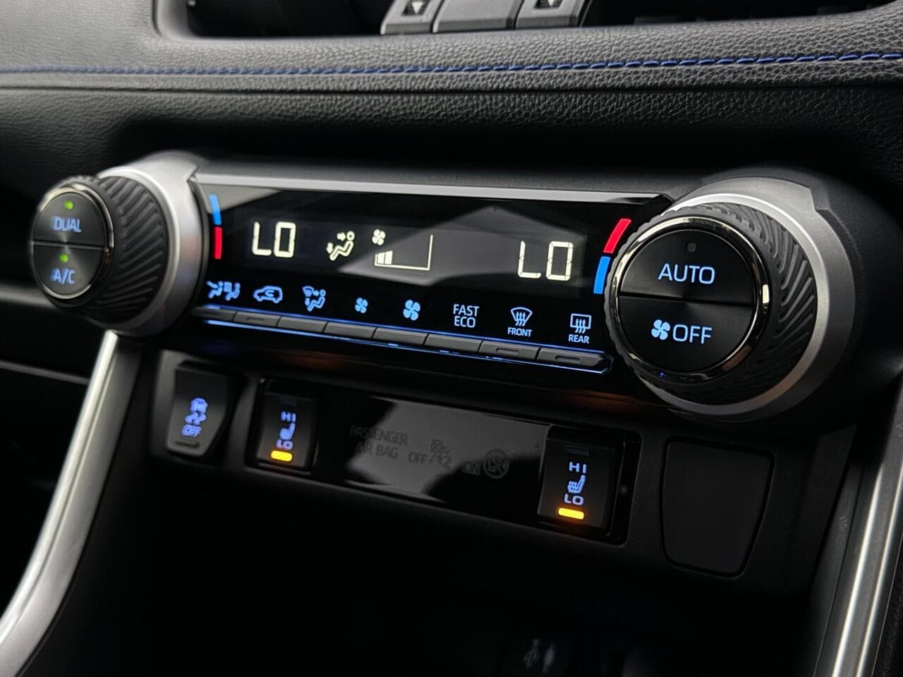 Toyota RAV4 thumbnail Misc Controls