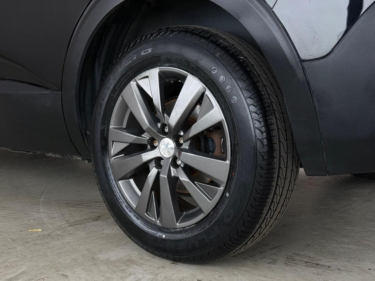 Peugeot 5008 thumbnail Wheel
