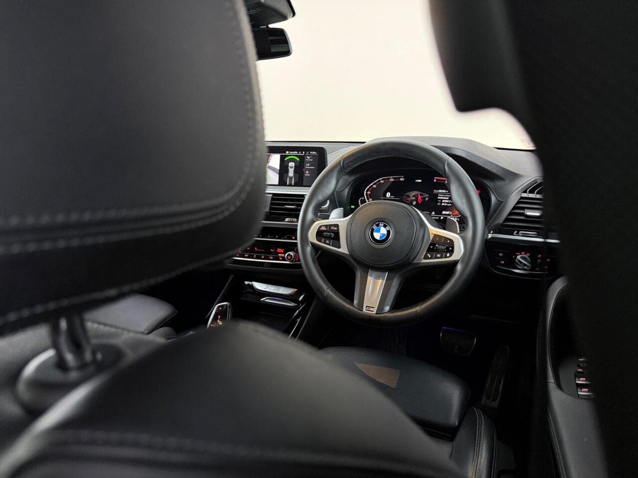 BMW X3 thumbnail Interior Front