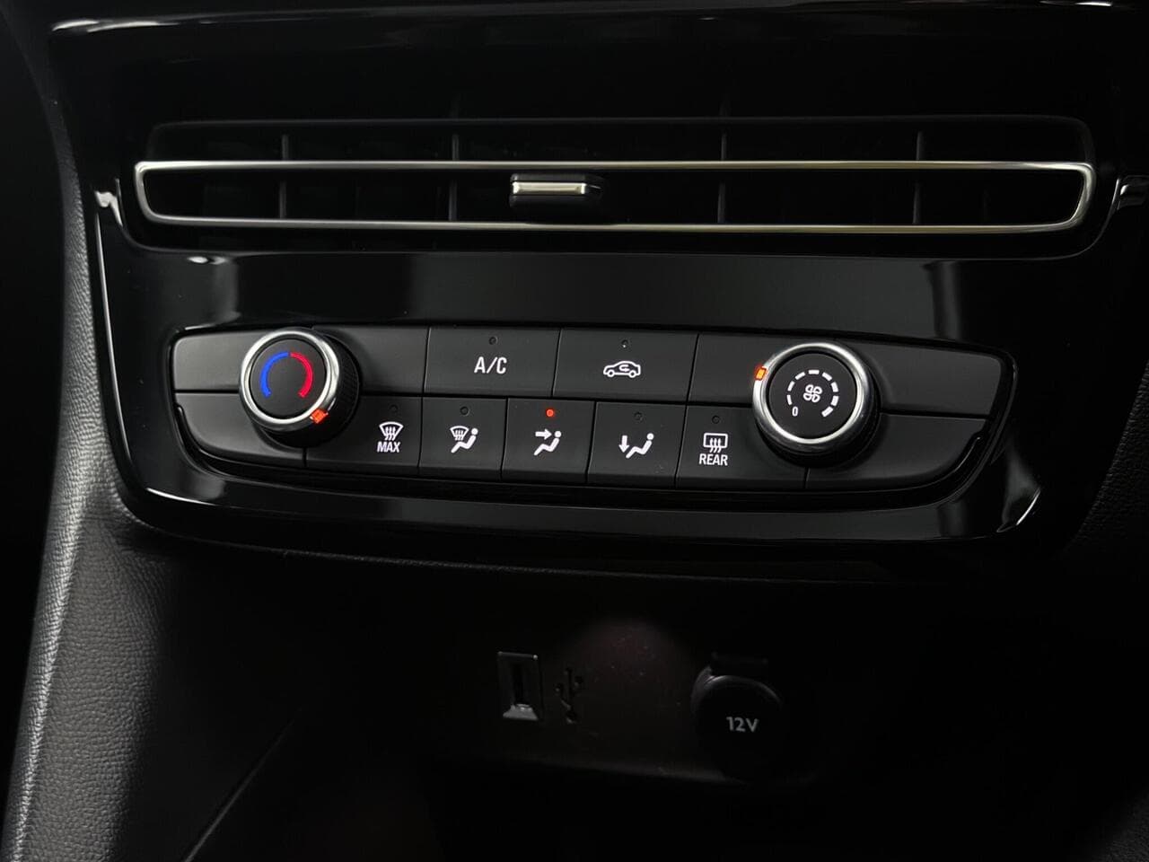 Vauxhall Mokka thumbnail Misc Controls