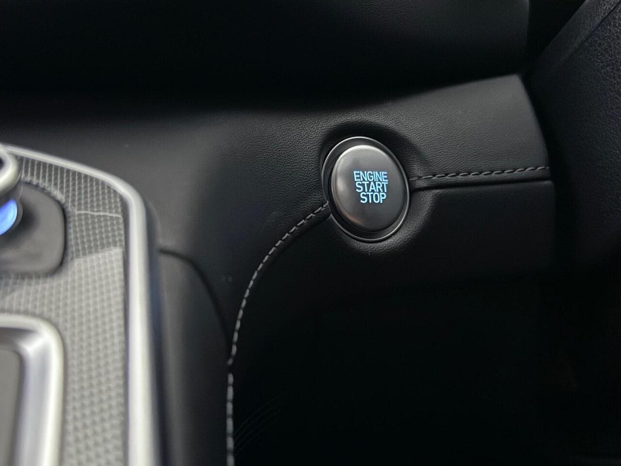 Hyundai Santa Fe thumbnail Misc Controls