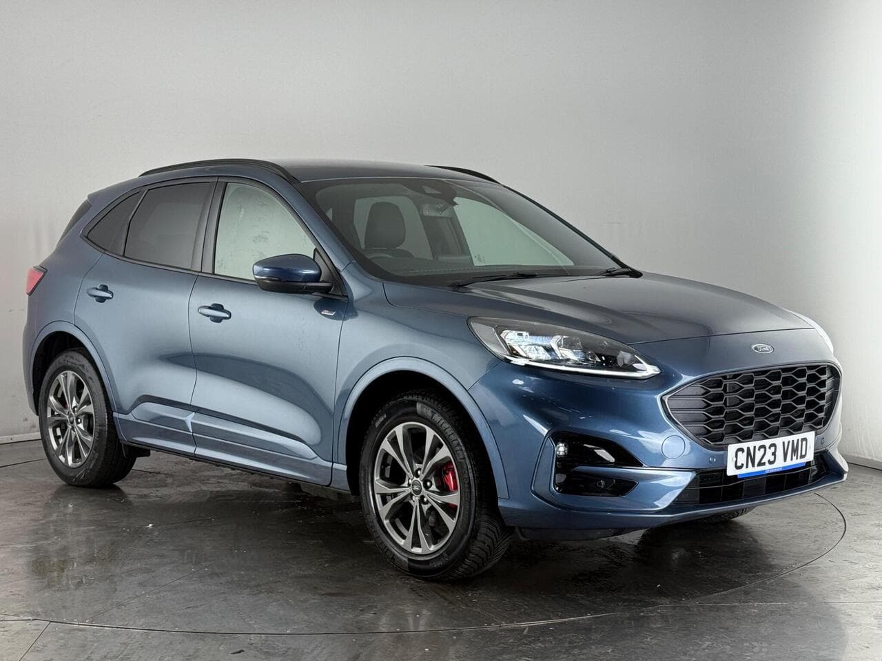 Ford Kuga - Ford Kuga 2.5 EcoBoost Duratec 14.4kWh ST-Line CVT Euro 6 (s/s) 5dr