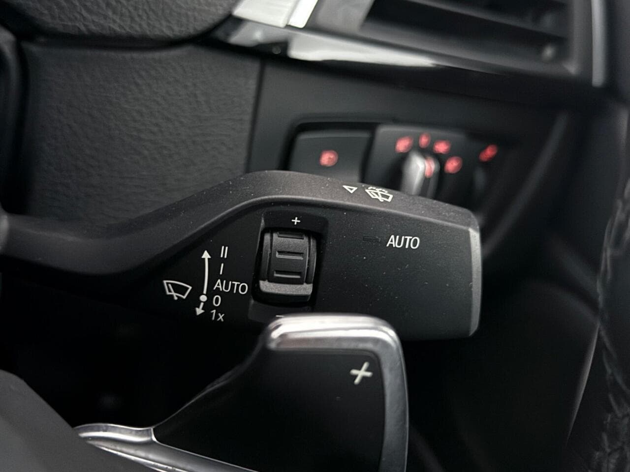 BMW 4 Series thumbnail Misc Controls