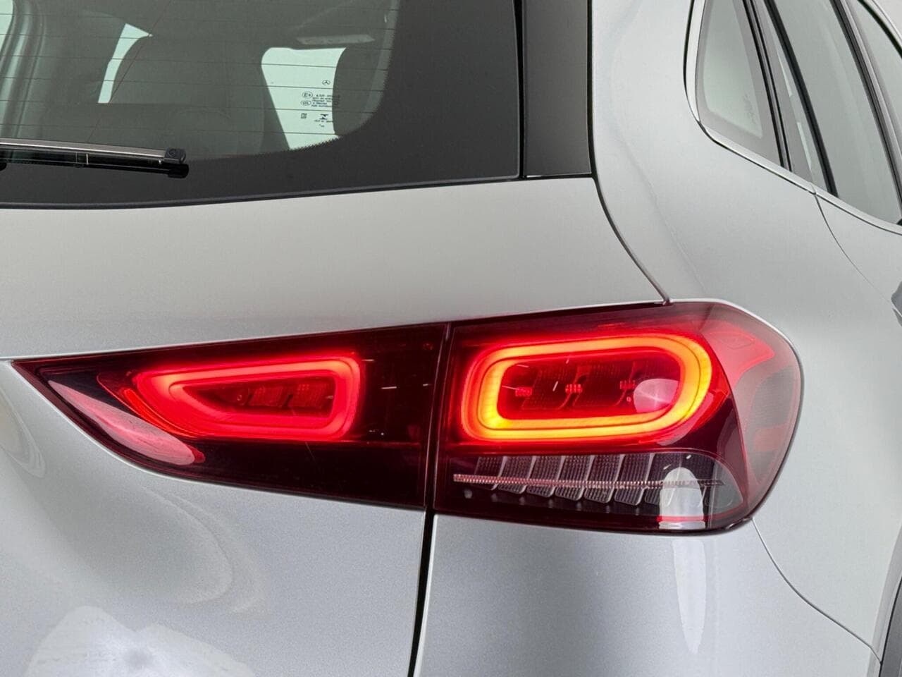 Mercedes-Benz GLA thumbnail Lights Rear