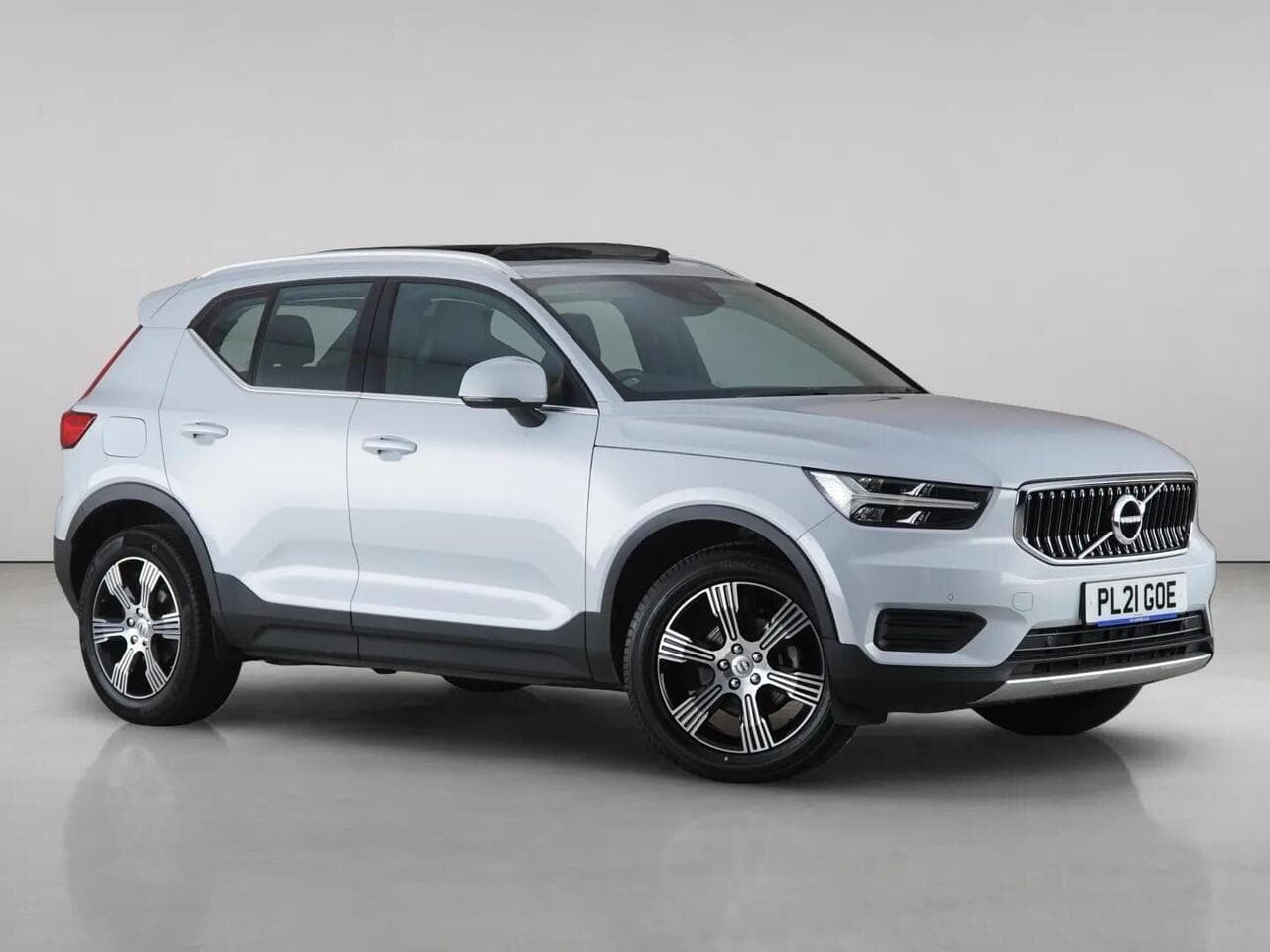 Volvo XC40 - Volvo XC40 1.5 T3 Inscription SUV 5dr Petrol Manual Euro 6 (s/s) (163 ps)