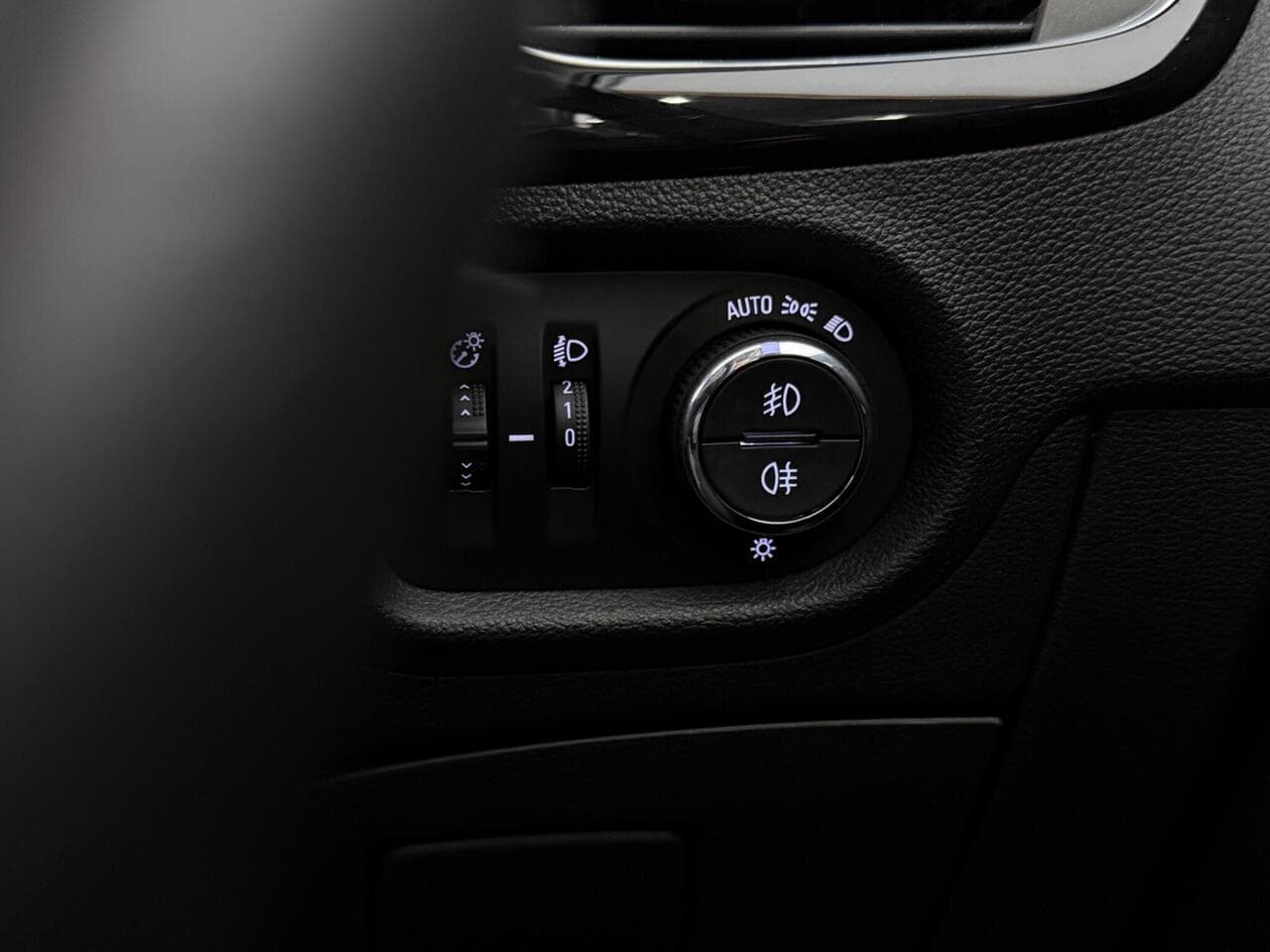 Vauxhall Astra thumbnail Misc Controls