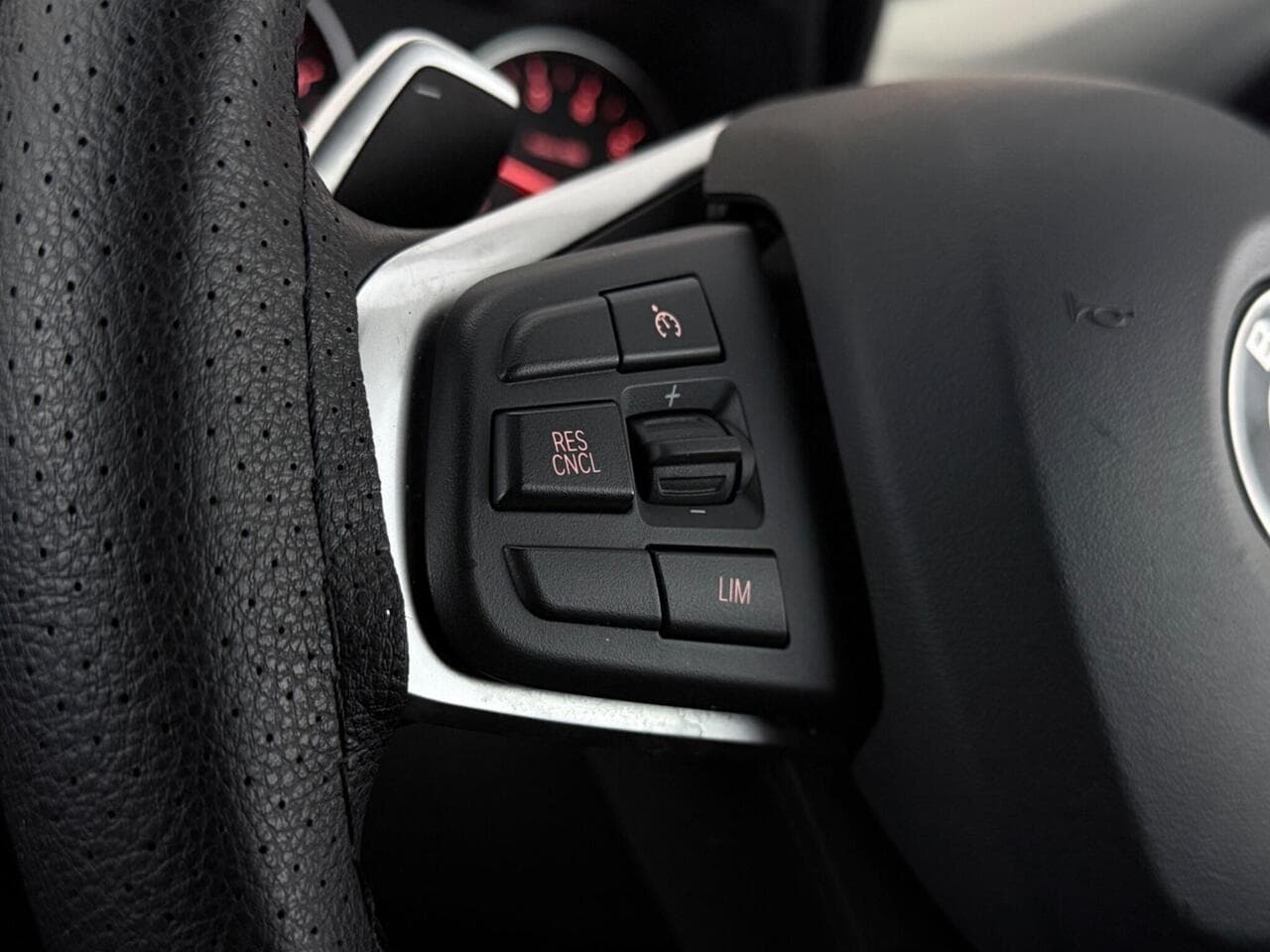 BMW X1 thumbnail Misc Controls