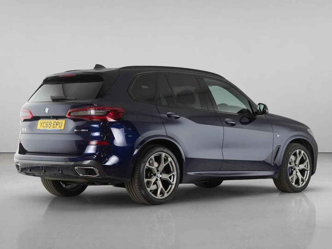 BMW X5 thumbnail Rear Right