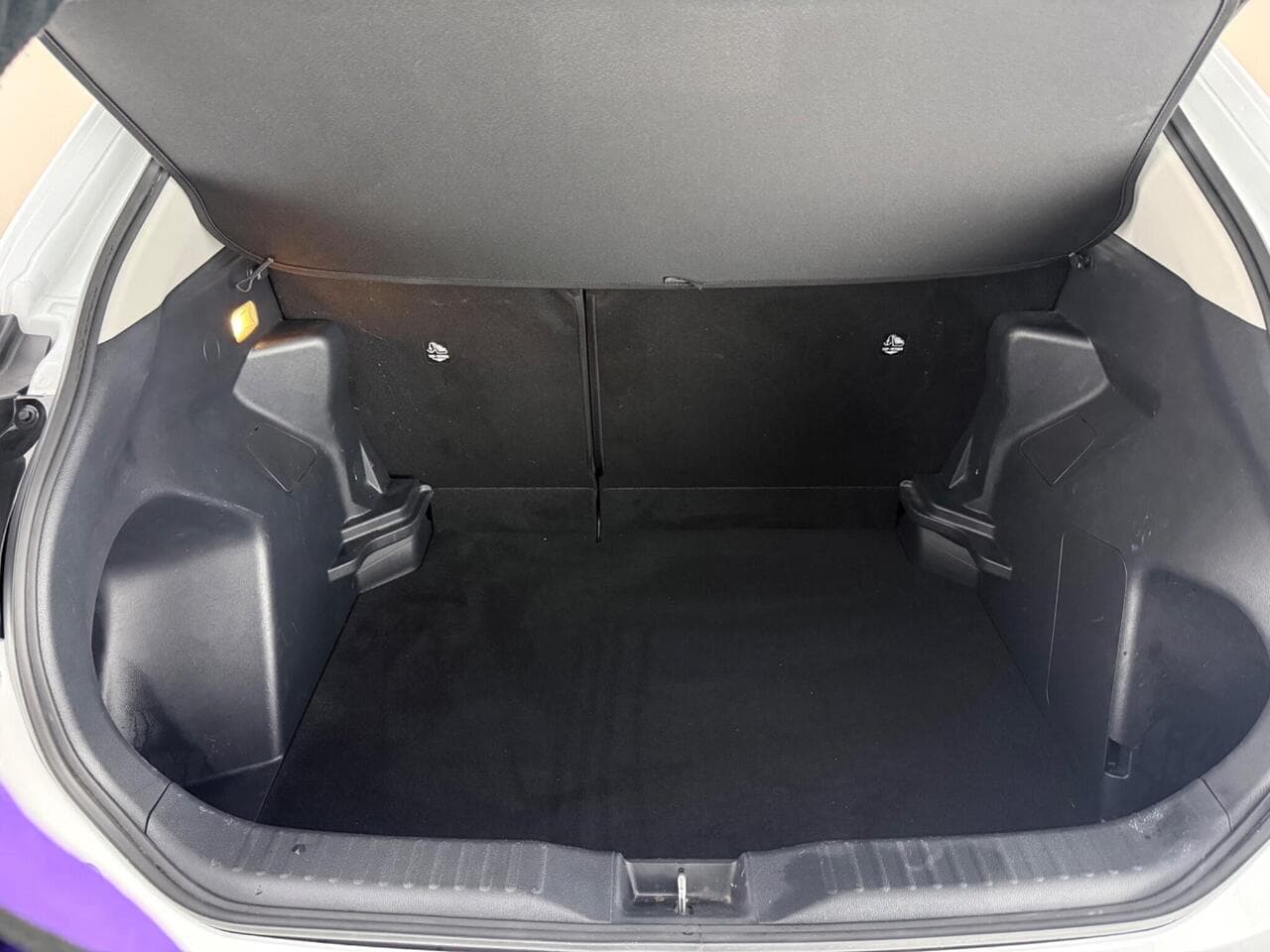 Toyota Yaris Cross thumbnail Boot