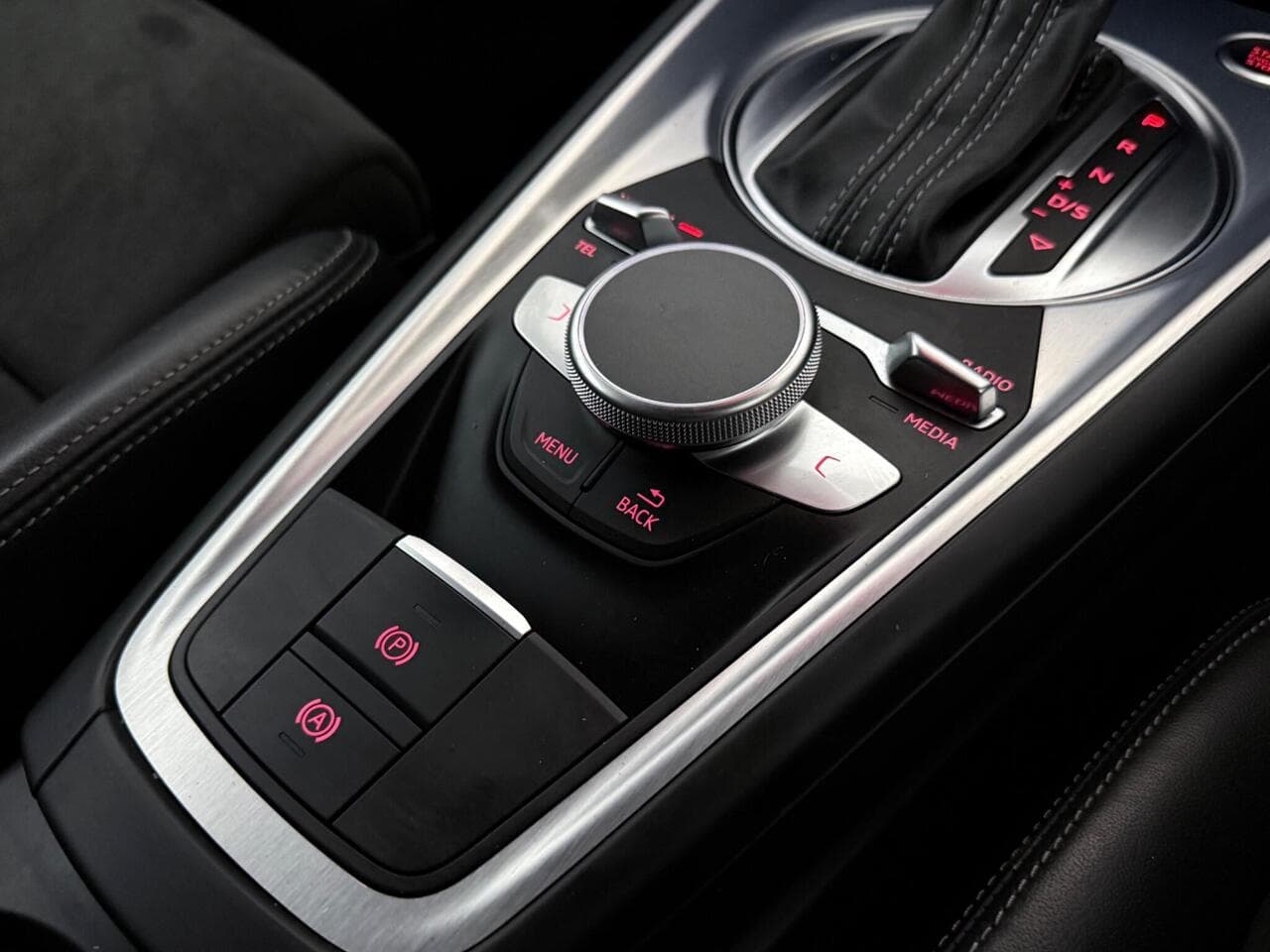 Audi TT thumbnail Misc Controls