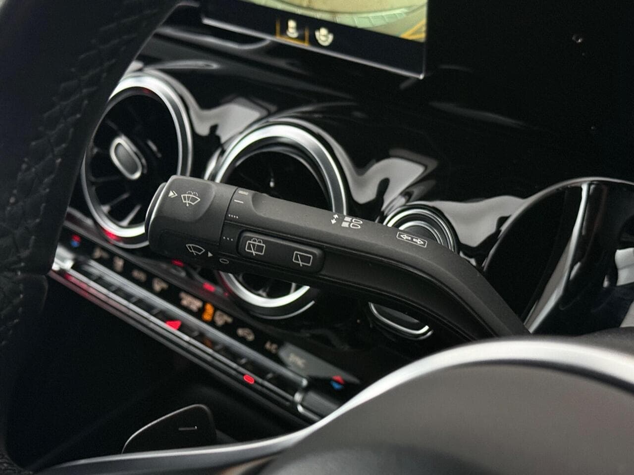 Mercedes-Benz GLA thumbnail Inconclusive