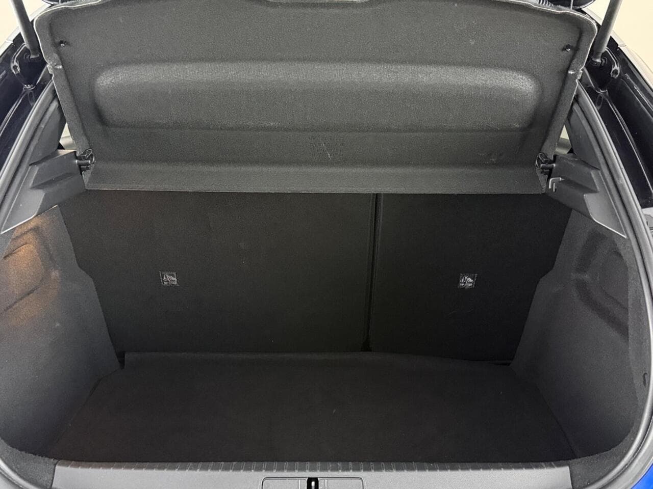 Vauxhall Corsa thumbnail Boot