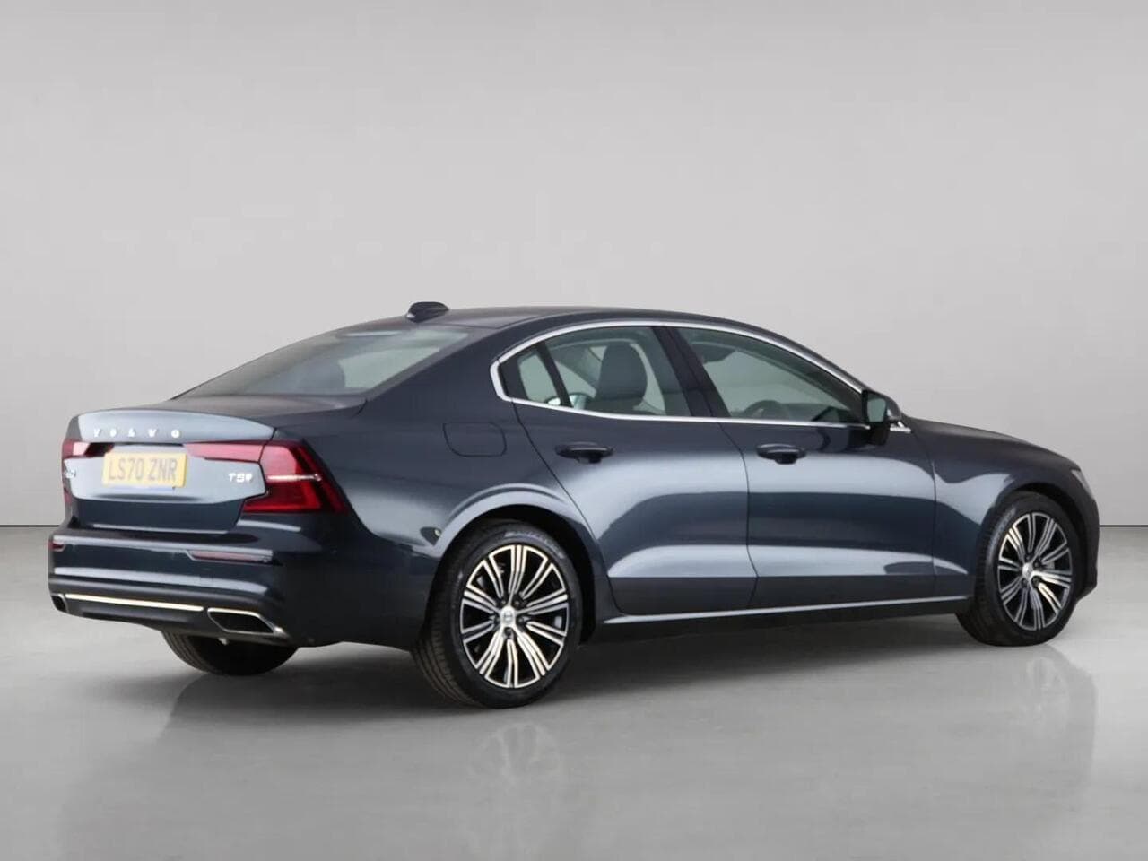 Volvo S60 thumbnail Rear Right