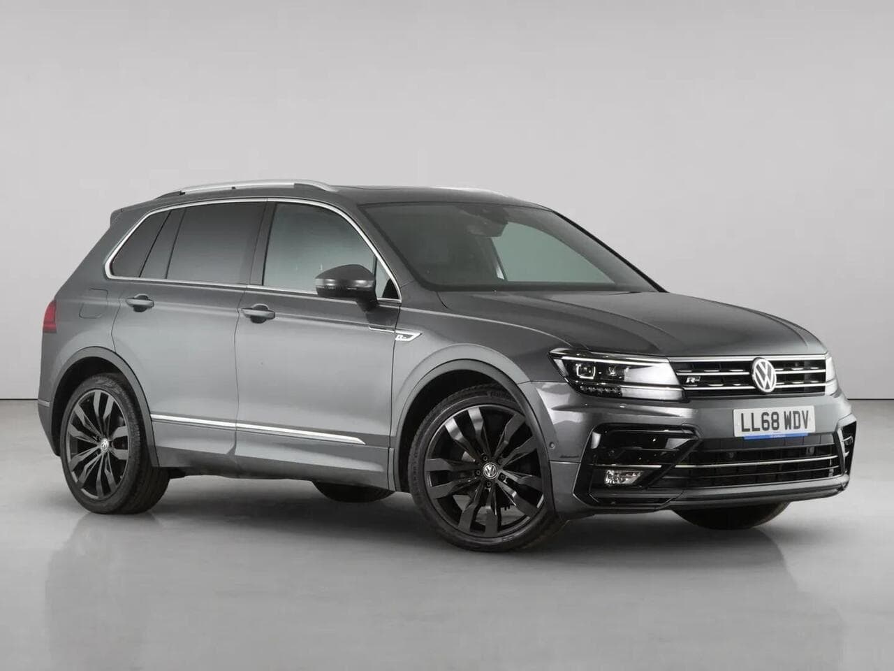 Volkswagen Tiguan - Volkswagen Tiguan 2.0 TDI R-Line SUV 5dr Diesel DSG 4Motion Euro 6 (s/s) (150 ps)