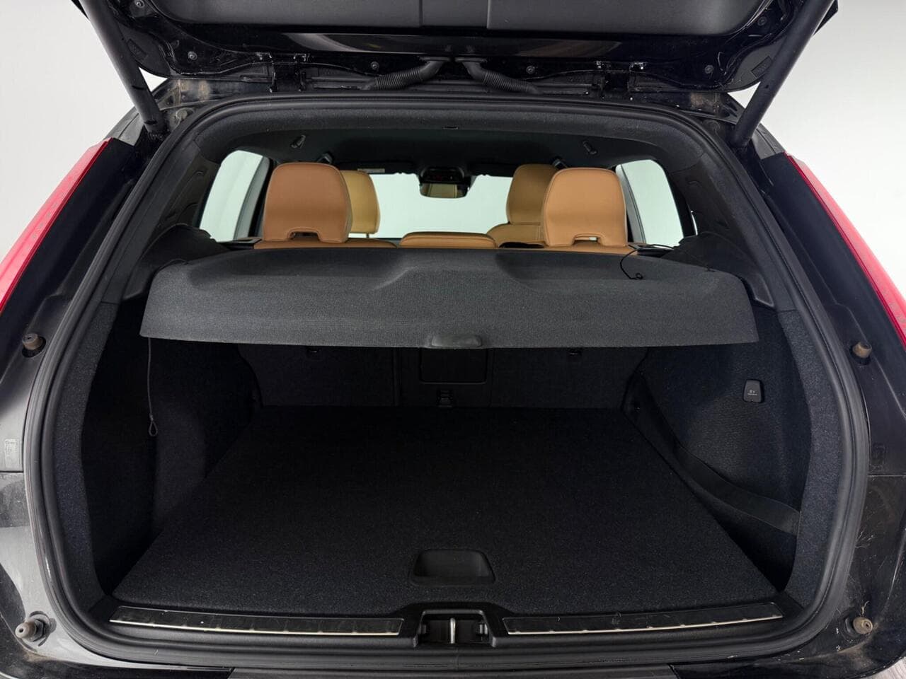 Volvo XC40 thumbnail Boot