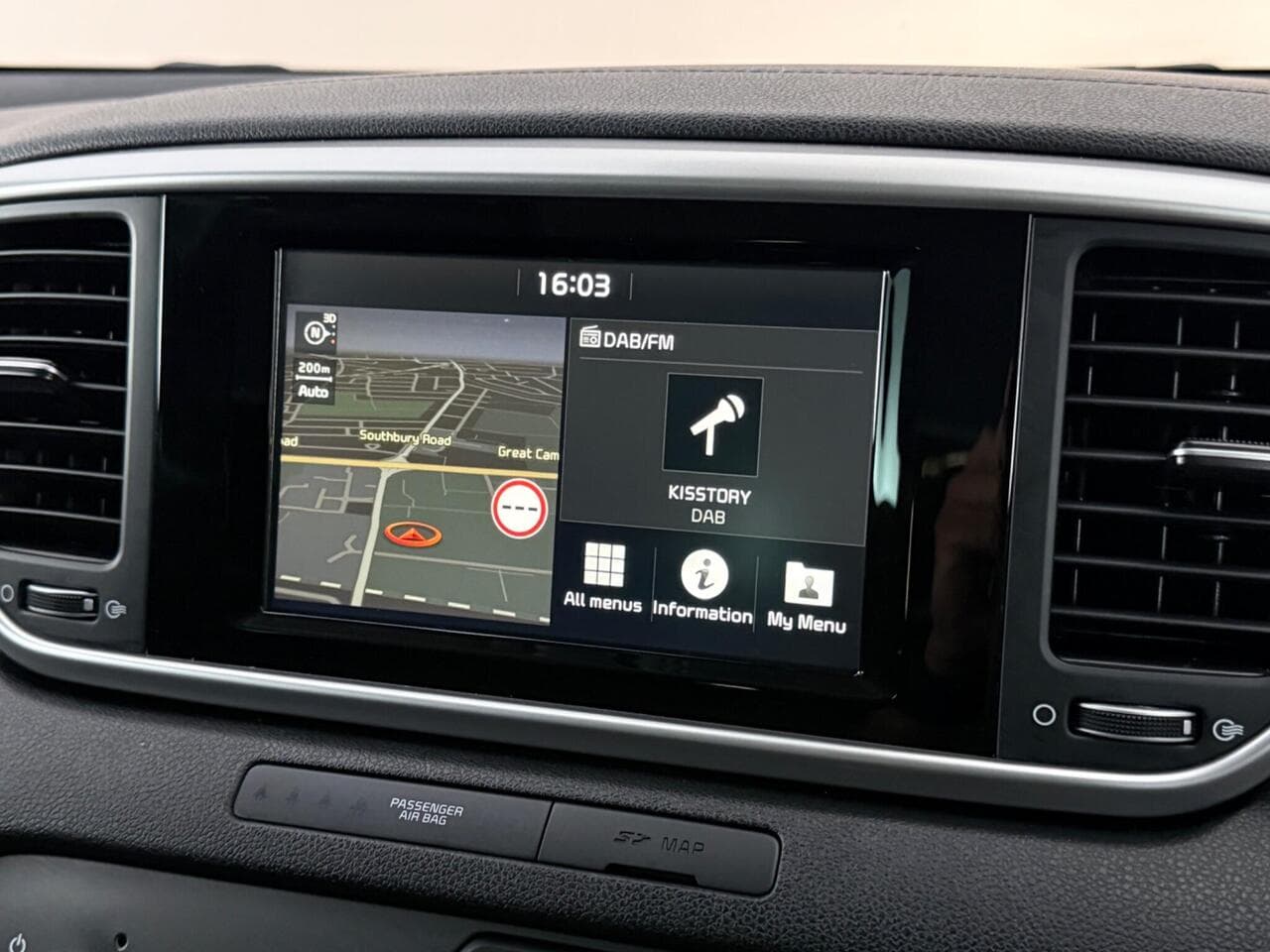 Kia Sportage thumbnail Infotainment System