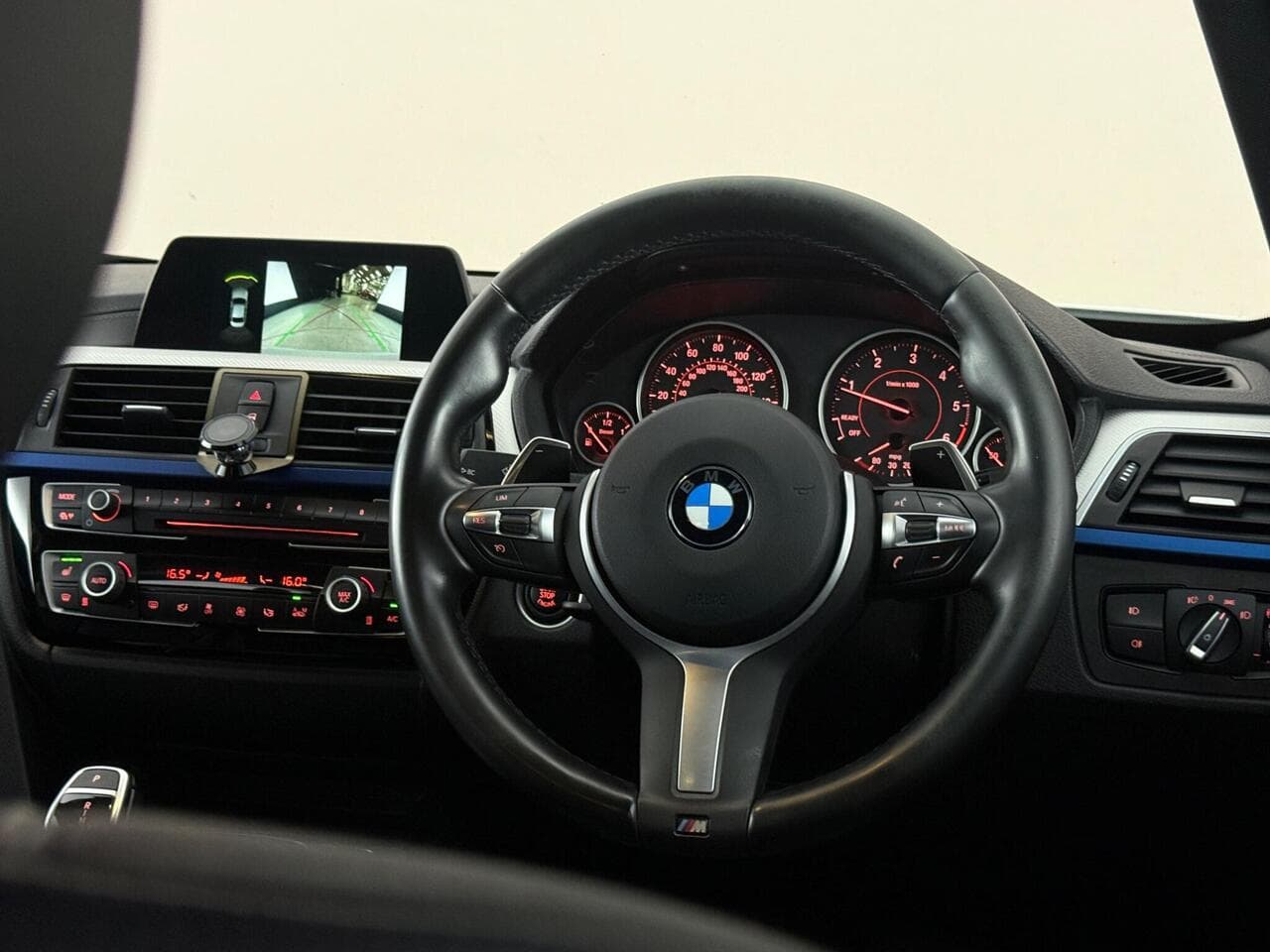 BMW 3 Series thumbnail Steering Wheel