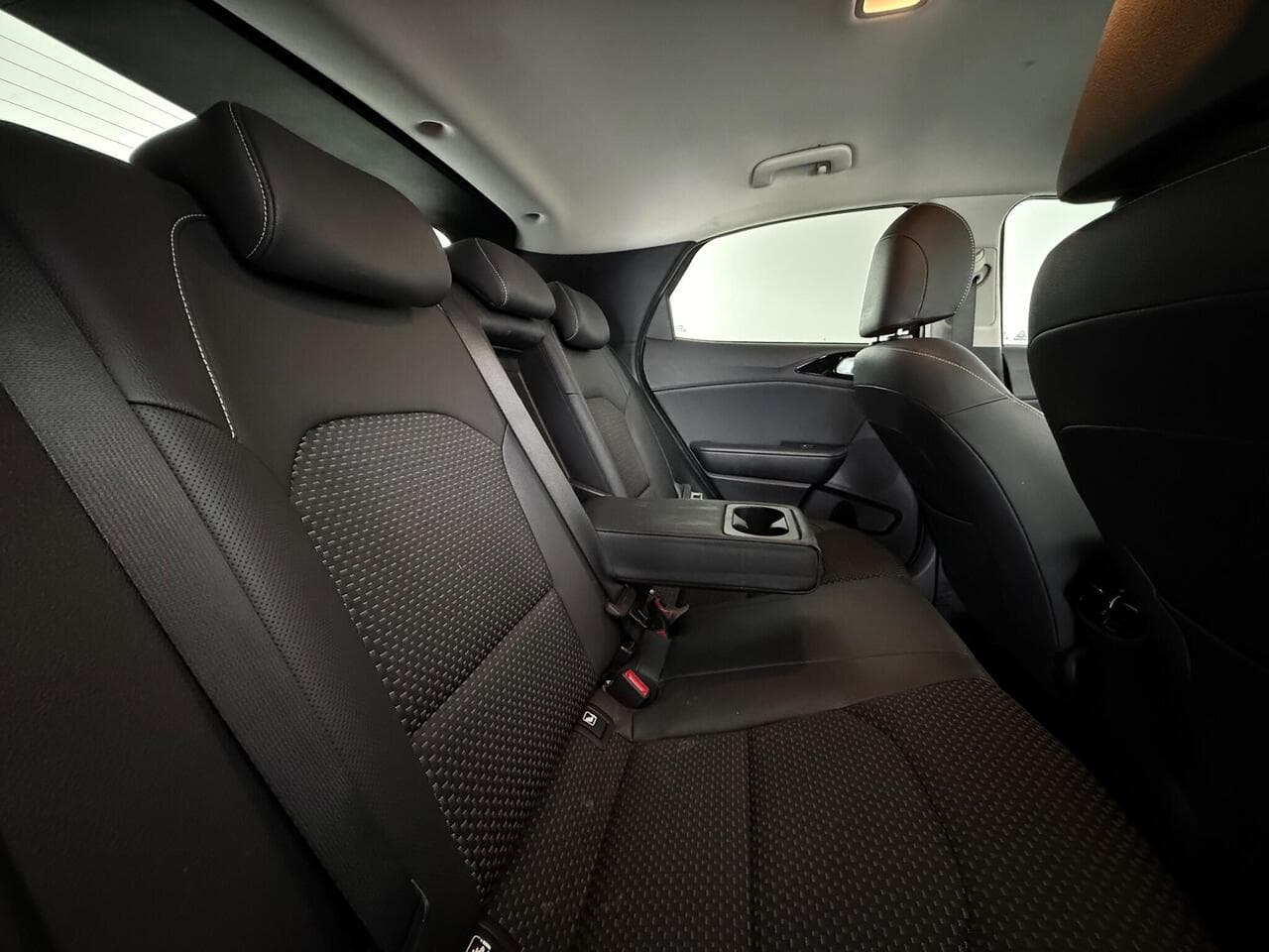 Kia XCeed thumbnail Seats Rear
