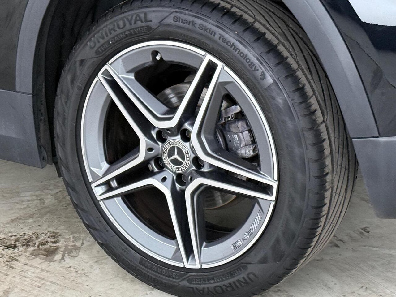Mercedes-Benz GLA thumbnail Wheel