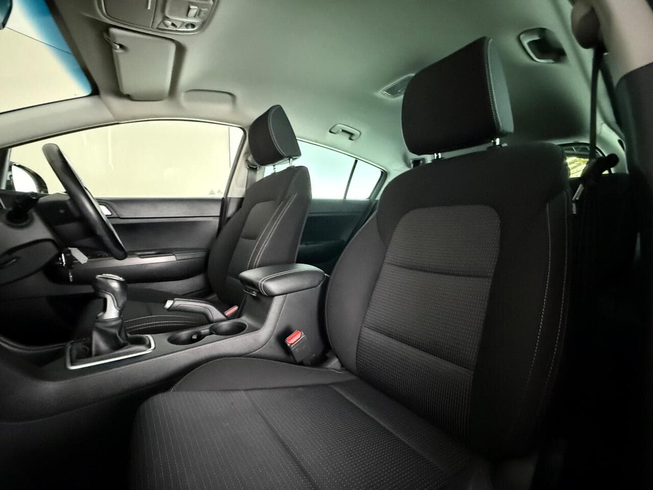 Kia Sportage thumbnail Seat Front Passenger