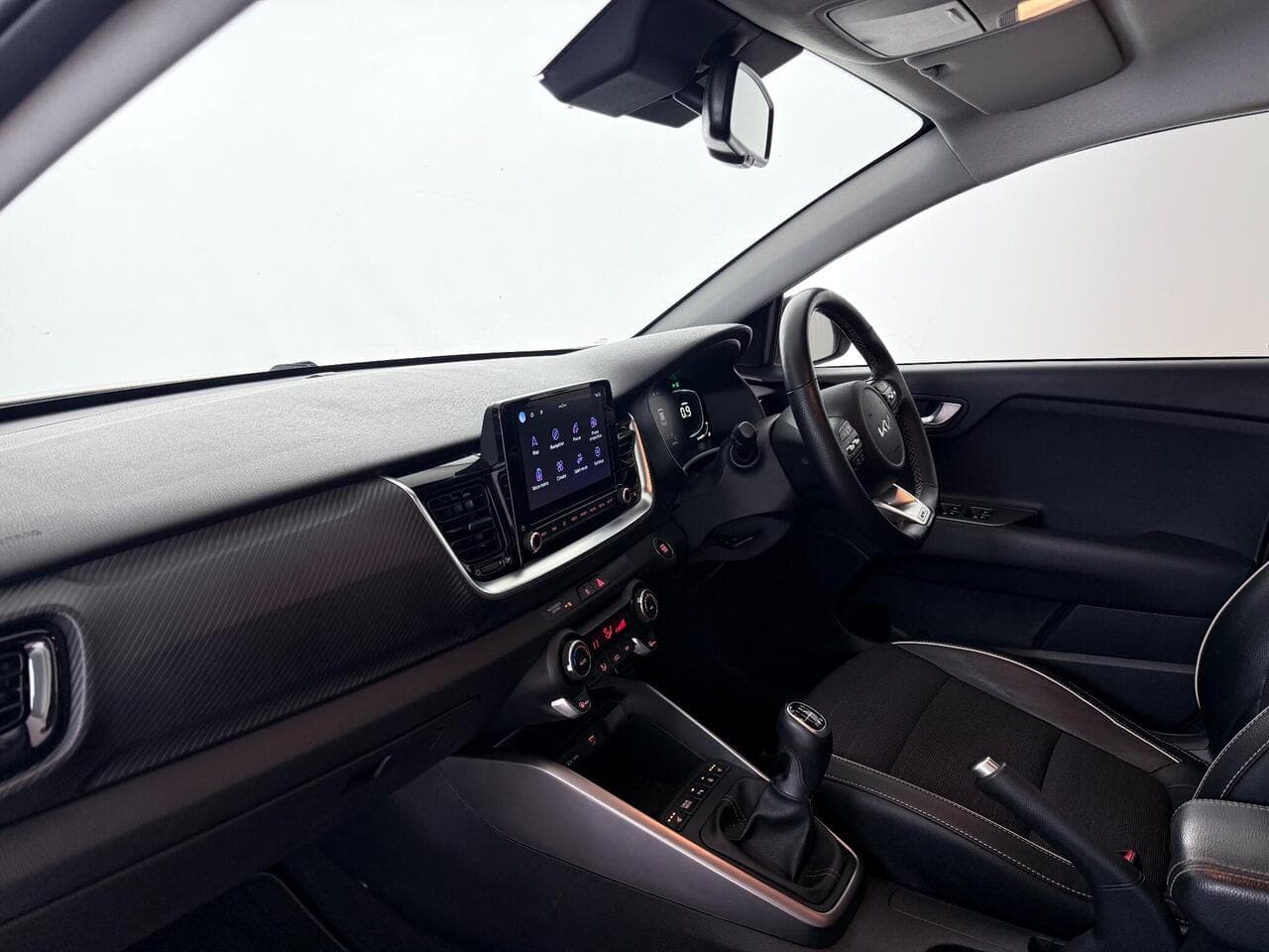 Kia Stonic thumbnail Interior Front