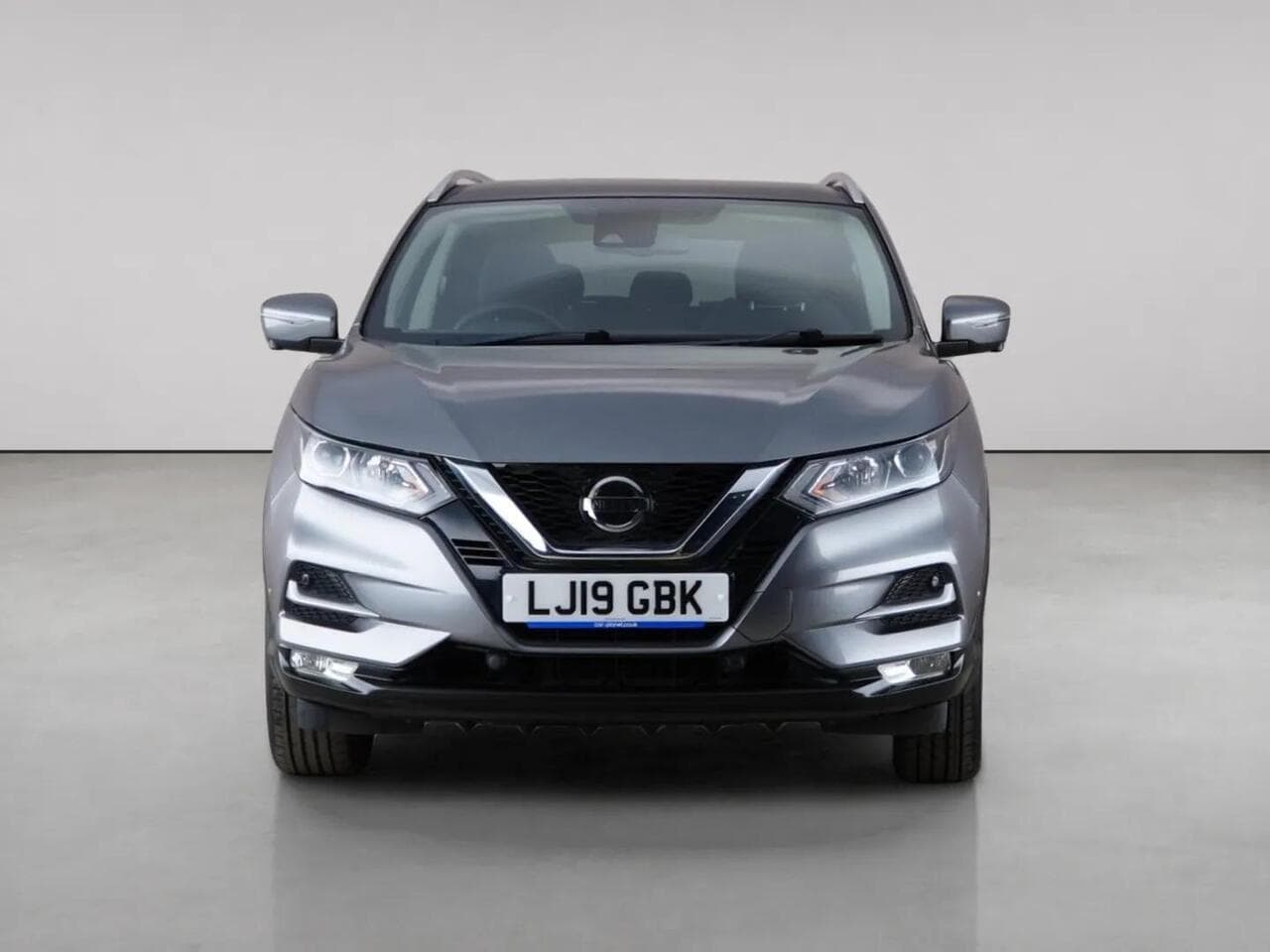 Nissan Qashqai thumbnail Front