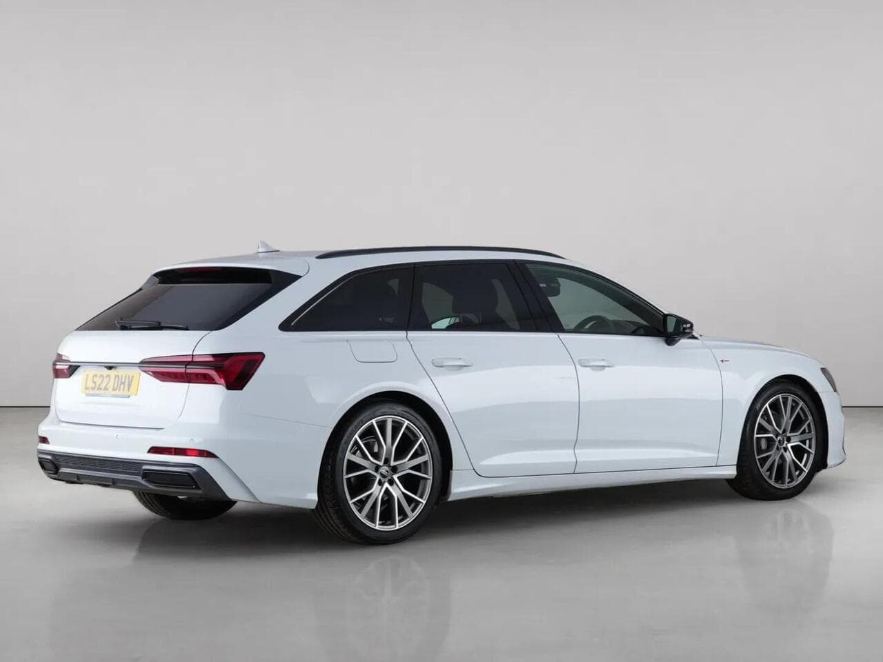 Audi A6 Avant thumbnail Rear Right