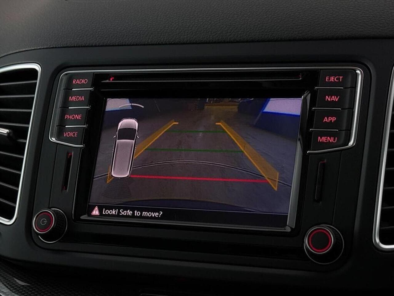 SEAT Alhambra thumbnail Infotainment System