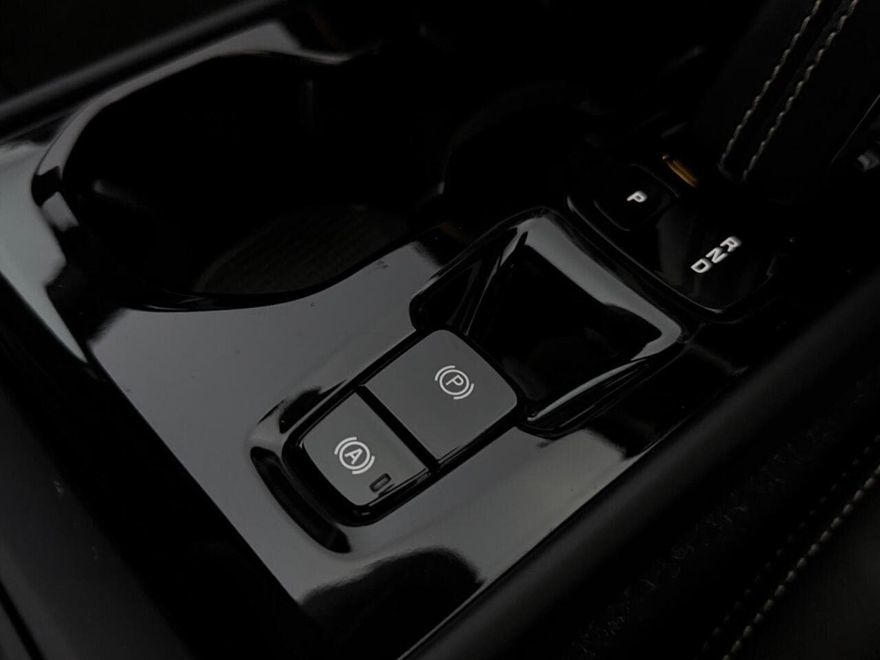 Volvo XC40 thumbnail Inconclusive