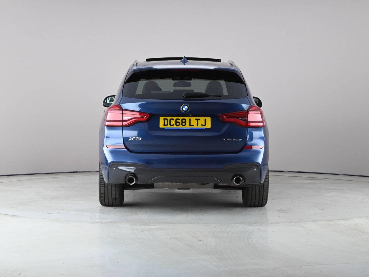 BMW X3 thumbnail Rear