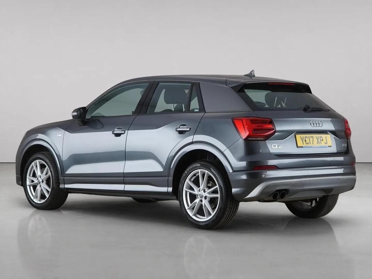 Audi Q2 thumbnail Rear Left