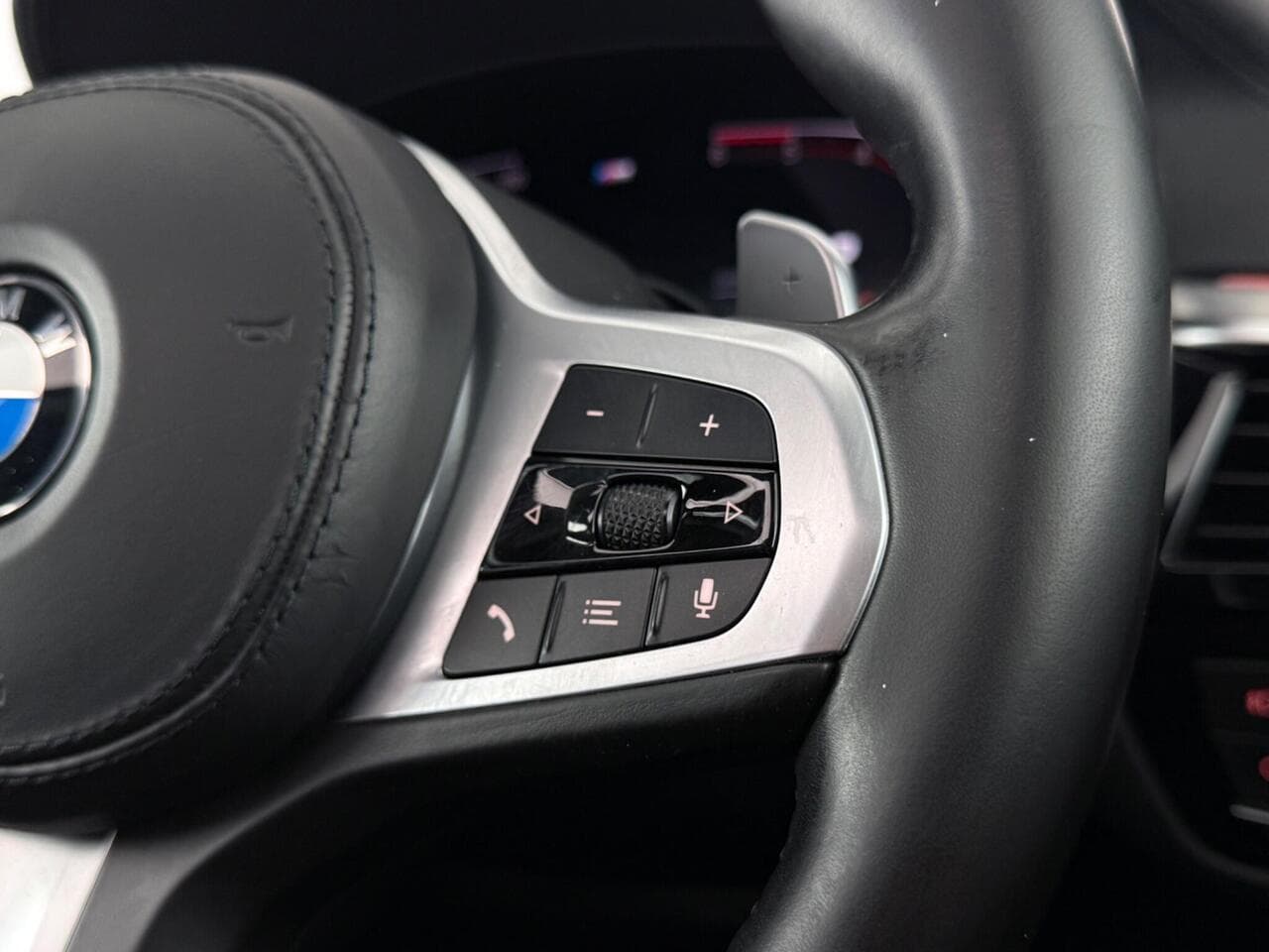 BMW 5 Series thumbnail Misc Controls