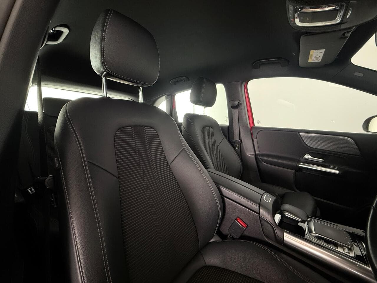 Mercedes-Benz B Class thumbnail Seat Driver