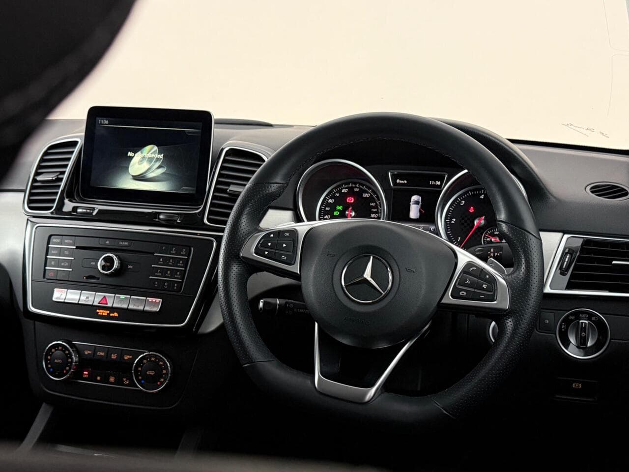 Mercedes-Benz GLE thumbnail Inconclusive